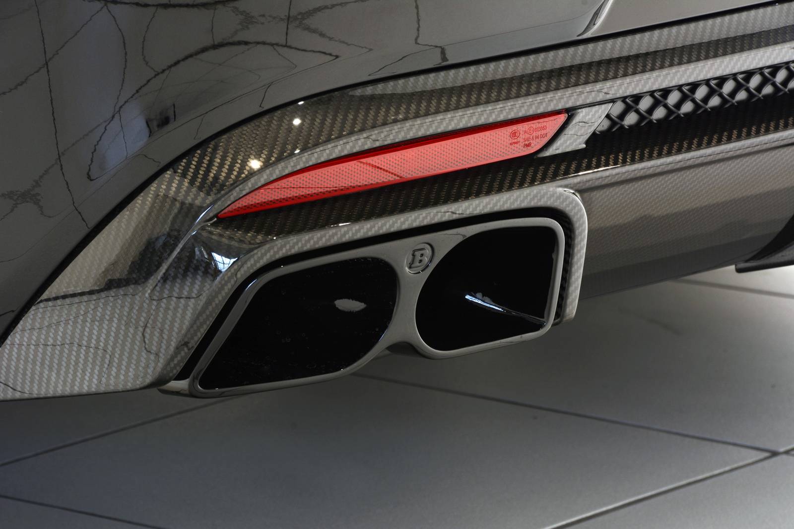 Brabus представил Mercedes Rocket 900 Coupe